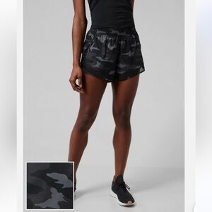 Athleta Mesh Racer Run Short
